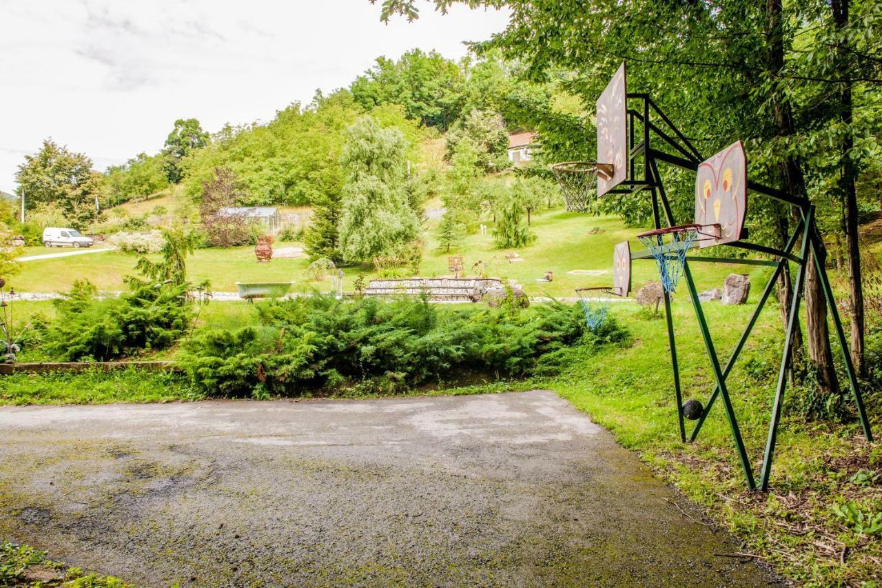 Country House With A Pool In Medvednica Nature Park ザグレブ エクステリア 写真