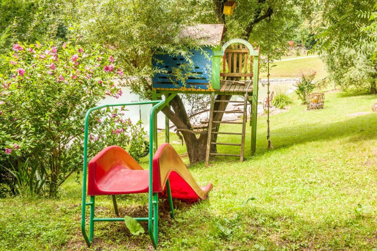 Country House With A Pool In Medvednica Nature Park ザグレブ エクステリア 写真