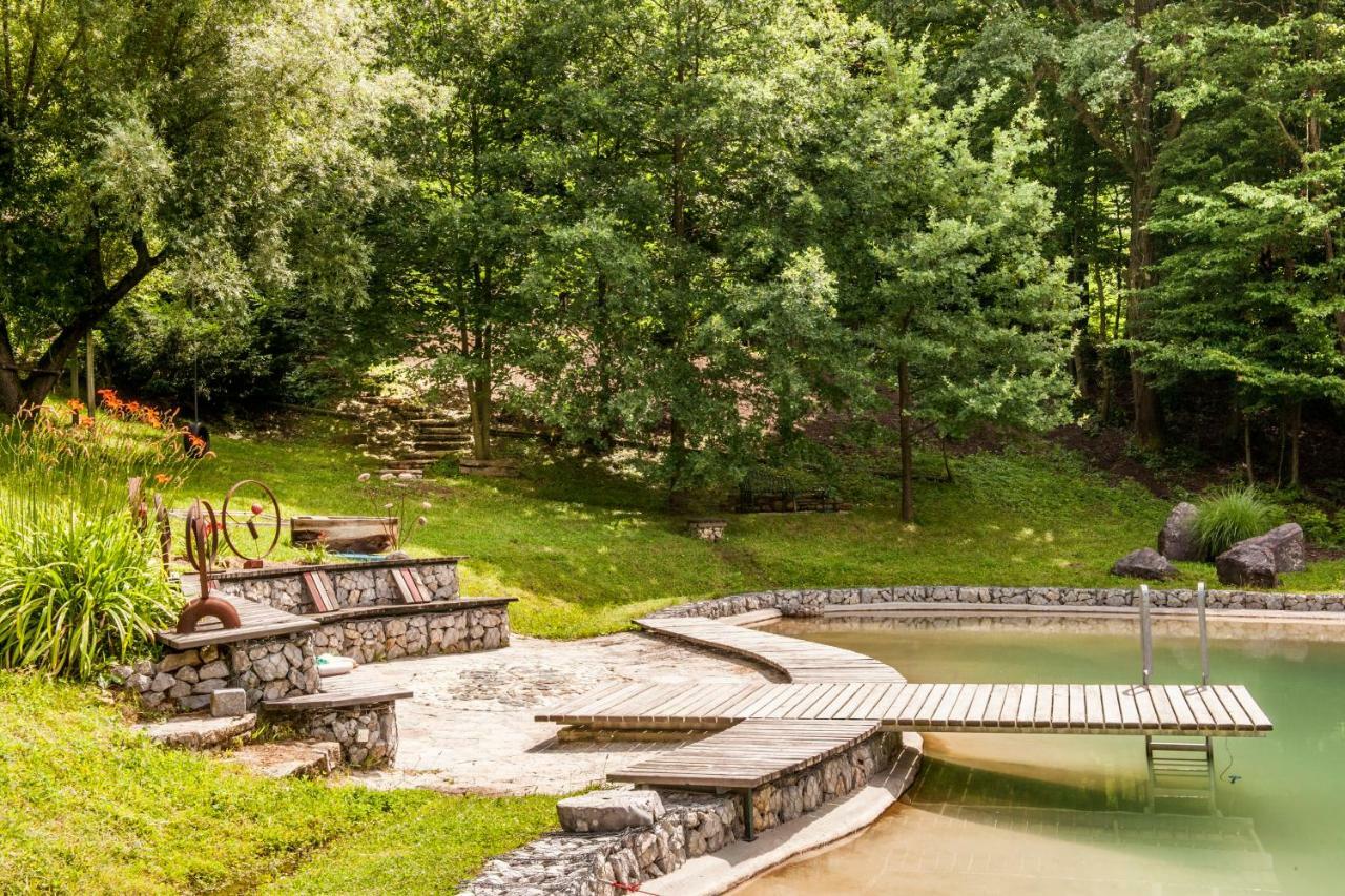 Country House With A Pool In Medvednica Nature Park ザグレブ エクステリア 写真